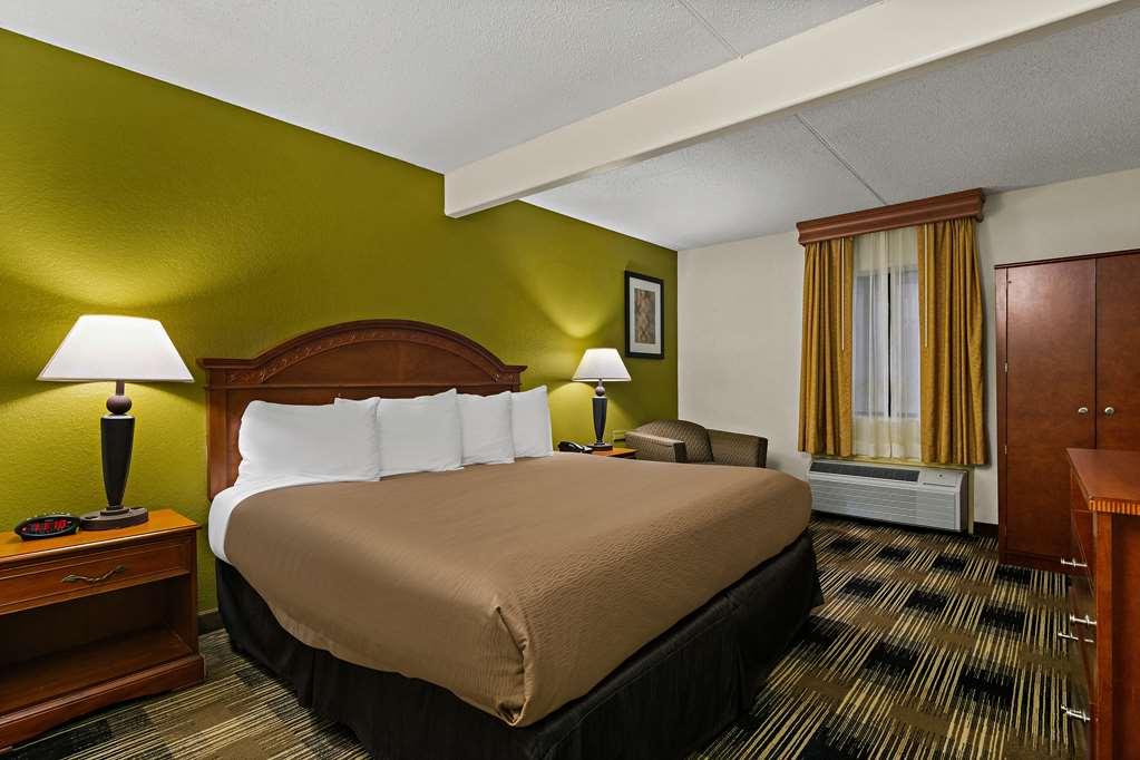 Best Western Windsor Suites Fayetteville Room photo